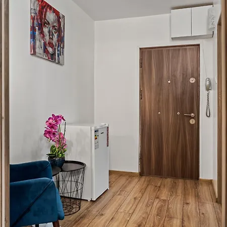 Appartement Garsoniera De Lux Si Eleganta Drumul Taberei Boekarest